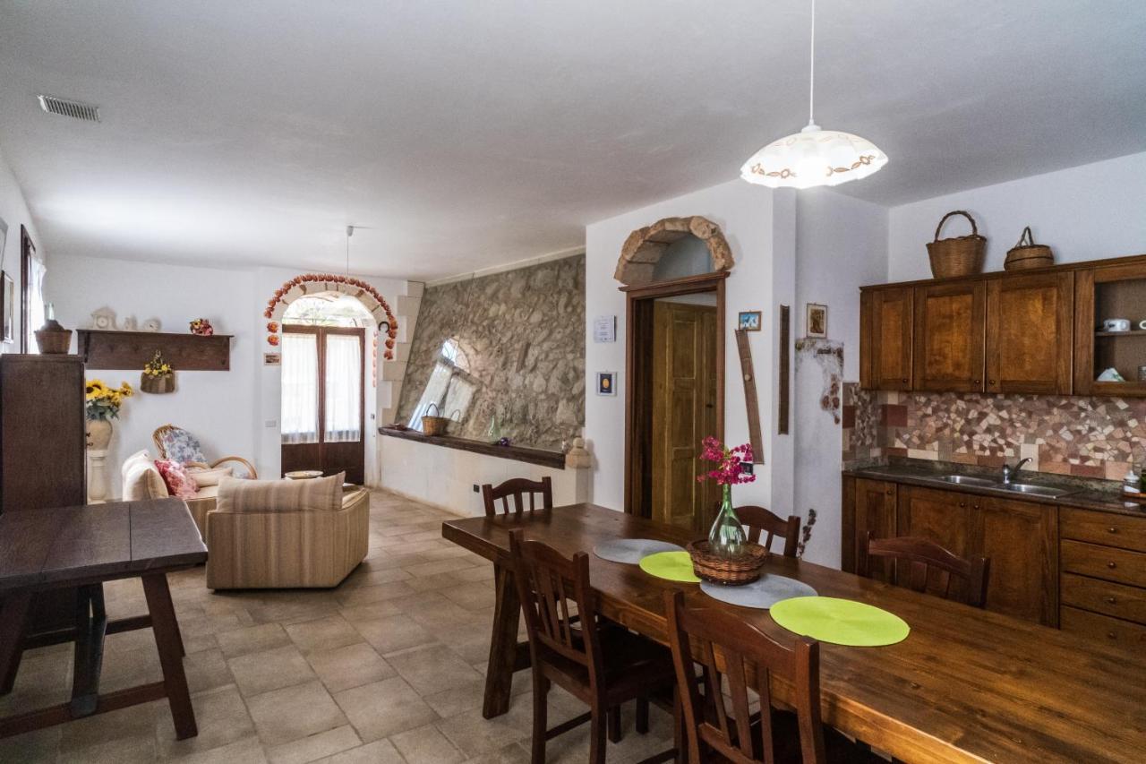 Palacca, Trullo Salentino Andrano Bagian luar foto